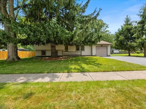 63 Ramar Dr, Pickerington, OH 43147