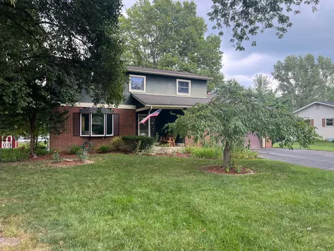 400 Pickering Dr, Pickerington, OH 43147