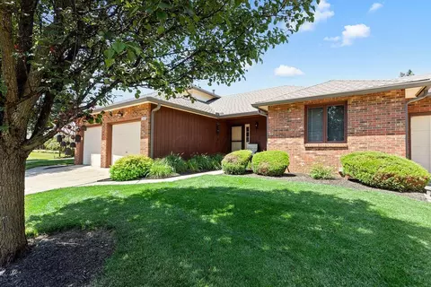3183 Parkview Cir, Grove City, OH 43123
