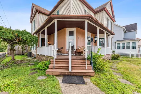 126 E Mill St, Circleville, OH 43113 photo 7