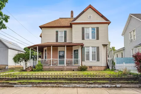 126 E Mill St, Circleville, OH 43113