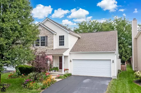 454 Stone Shadow Dr, Blacklick, OH 43004