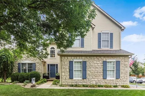 3036 Fawn Crossing Dr, Hilliard, OH 43026