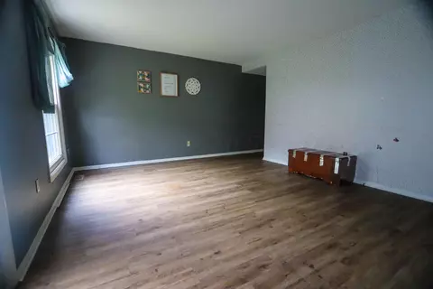 604 Dlyn St, Columbus, OH 43228 photo 28