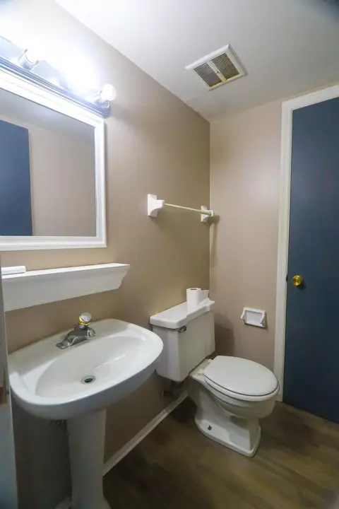 604 Dlyn St, Columbus, OH 43228 photo 29