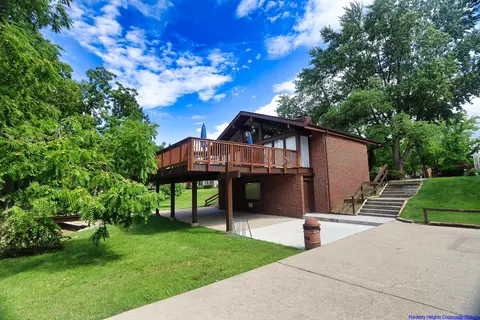 604 Dlyn St, Columbus, OH 43228 photo 11