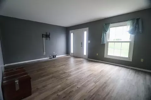 604 Dlyn St, Columbus, OH 43228 photo 27