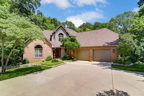 7865 Maple Grove Dr, Lewis Center, OH 43035