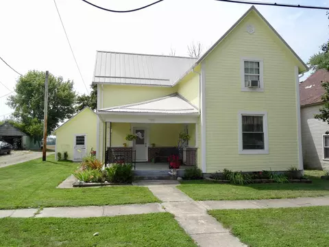 7185 E Main St, South Solon, OH 43153