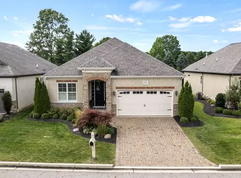 6016 Ellison Dr, Westerville, OH 43082