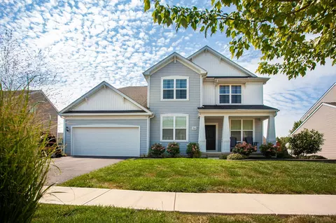 806 Arabian Cir, Marysville, OH 43040