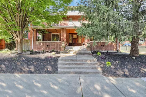 373 Kendall Pl, Columbus, OH 43205
