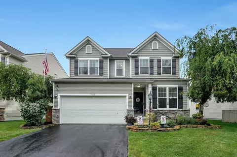 7913 Birch Creek Dr, Blacklick, OH 43004
