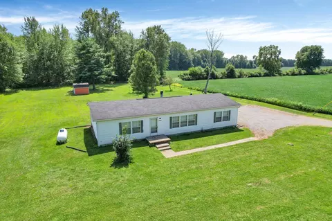 13685 Halloon Ln SW, Pataskala, OH 43062
