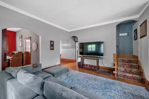 411 E High St, Ashley, OH 43003 photo 6