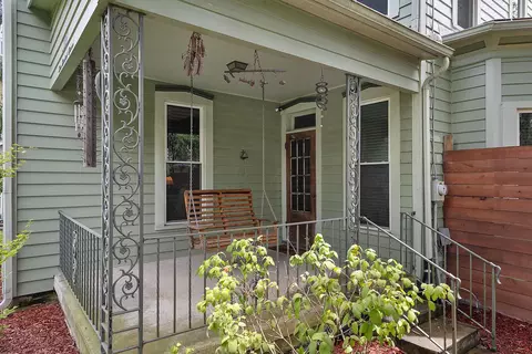 411 E High St, Ashley, OH 43003 photo 3