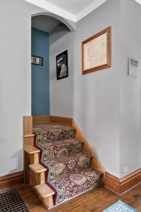 411 E High St, Ashley, OH 43003 photo 8