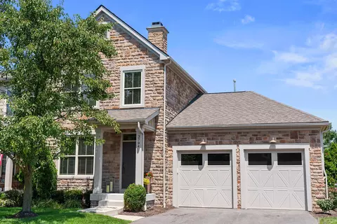 3794 Foresta Grand Dr, Powell, OH 43065