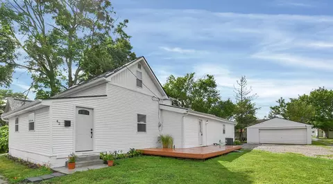 42 Jefferson St, Mount Sterling, OH 43143
