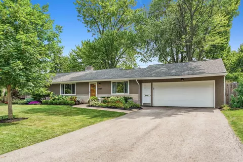 3550 Colchester Rd, Columbus, OH 43221