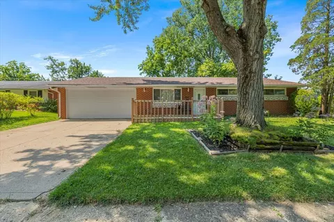 5645 Madrid Dr, Westerville, OH 43081