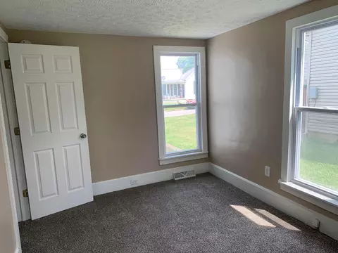 163 Town St, Circleville, OH 43113 photo 17