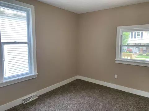 163 Town St, Circleville, OH 43113 photo 10