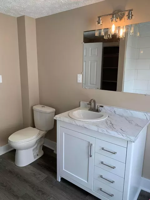 163 Town St, Circleville, OH 43113 photo 13