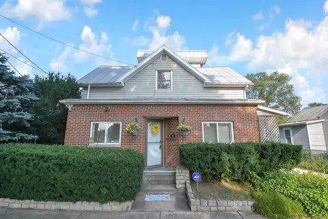 55 Park St, Carroll, OH 43112
