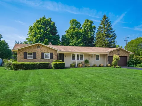 1387 Portage Dr, Columbus, OH 43235