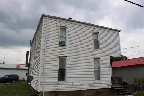 111 S 3rd St, Newark, OH 43055 photo 2