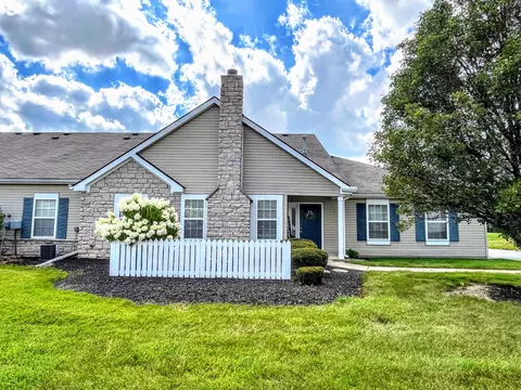 682 Wadebridge Dr #5-D, Blacklick, OH 43004