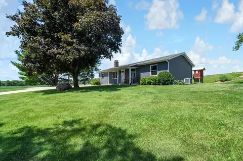 4330 Amanda Clearport Rd SW, Lancaster, OH 43130