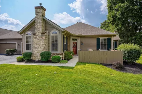 4335 Bridgeside Pl #18, New Albany, OH 43054