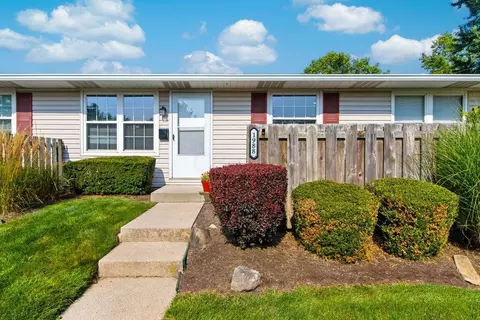 1988 Willoway Ct N, Columbus, OH 43220