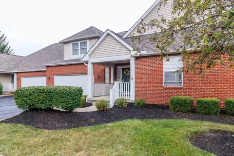 6196 Fairway Ln, Canal Winchester, OH 43110