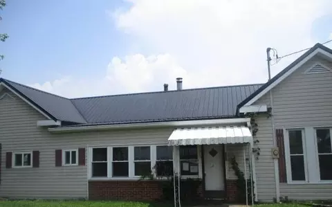 150 Clay St, Vinton, OH 45686