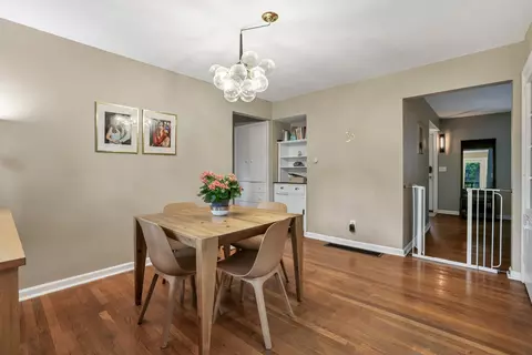 5904 Beechview Dr E, Worthington, OH 43085 photo 13