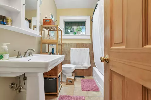 5904 Beechview Dr E, Worthington, OH 43085 photo 24