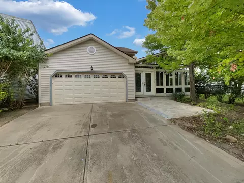6370 Bellinger Dr, Galloway, OH 43119
