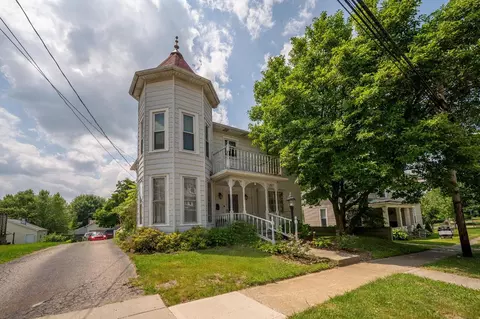 55 N Main St, Johnstown, OH 43031