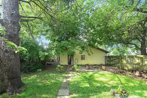 381 E Central Ave, Delaware, OH 43015 photo 23