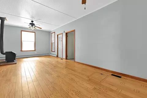 381 E Central Ave, Delaware, OH 43015 photo 22