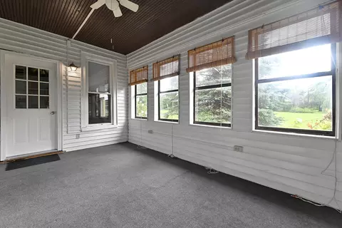 381 E Central Ave, Delaware, OH 43015 photo 5