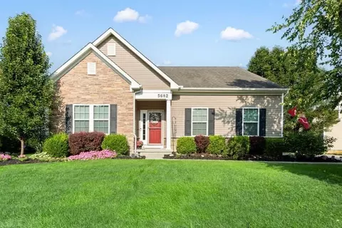 5682 Platinum Dr, Grove City, OH 43123