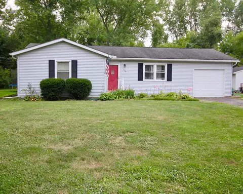 114 Kelly Ct, Hebron, OH 43025