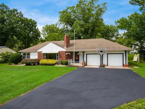 294 E Columbus St, Pickerington, OH 43147