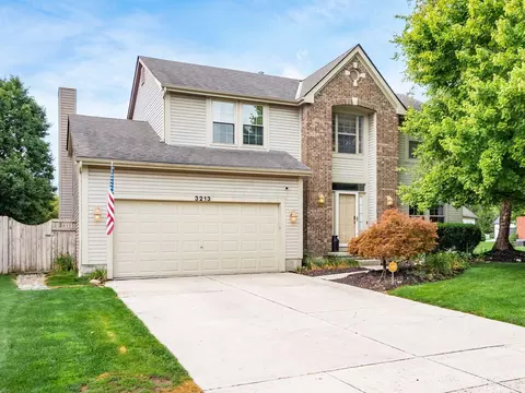 3213 Summer Glen Dr, Grove City, OH 43123