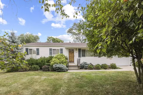 702 Sherwick Rd, Newark, OH 43055