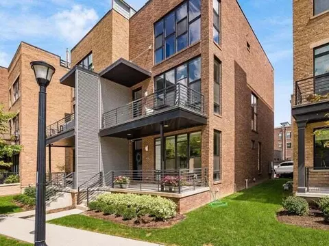 800 N 6th St, Columbus, OH 43215